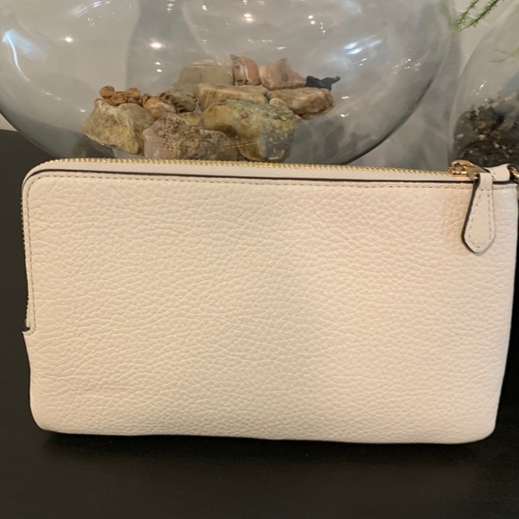 Coach Double zipped wristlet-BNWT - Picture 2 of 9